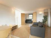 2 Bedrooms Flat for rent in The Triangle, 21 Three Oak...
