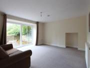 2 Bedrooms Flat for rent in The Woodlands, 9 11...