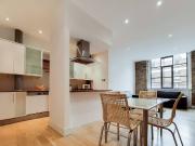 2 Bedrooms Flat for Rent in Thrawl Street | Foxtons