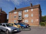 2 Bedrooms Flat for rent in Trent Road, Chelmsford CM1