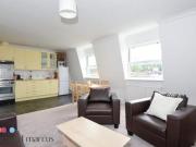 2 Bedrooms Flat for rent in Upper Addison Gardens,...