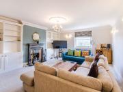 2 Bedrooms Flat for Rent in Vanbrugh Terrace | Foxtons