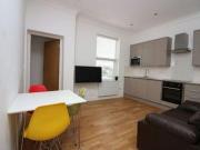 2 Bedrooms Flat for rent in Victoria Street, Englefield...