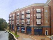 2 Bedrooms Flat for rent in Waterside, Dickens Heath,...