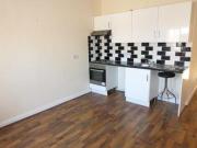2 Bedrooms Flat for rent in Watling Street, Hockliffe,...