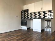 2 Bedrooms Flat for rent in Watling Street, Hockliffe,...