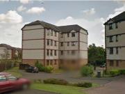2 Bedrooms Flat for rent in Waverley Crescent,...