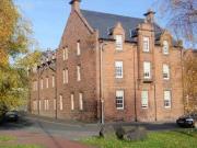 2 Bedrooms Flat for rent in Weighhouse Close, Paisley PA1