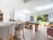 2 Bedrooms Flat for Rent in Wells House Road | Foxtons
