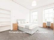 2 Bedrooms Flat for rent in West End Park Street,...