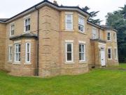 2 Bedrooms Flat for rent in West Lodge Road, Colchester CO3