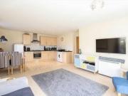2 Bedrooms Flat for rent in Weston View, Sheffield S10