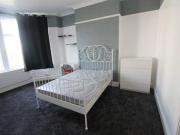 2 Bedrooms Flat for rent in Whitchurch Road, Heath,...