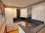 2 Bedrooms Flat for rent in Whitechapel Road, London E1