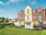 2 Bedrooms Flat for rent in Whitehall Green, Leeds LS12