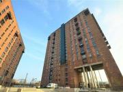 2 Bedrooms Flat for rent in Wilburn Basin, Salford,...