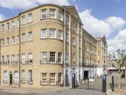 2 Bedrooms Flat for rent in William Square, London SE16