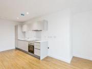 2 Bedrooms Flat for rent in Winchester House, Bracknell RG12