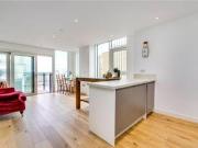 2 Bedrooms Flat for rent in Witham House, 13 Enterprise...