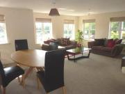 2 Bedrooms Flat for rent in Woodlands View, Lytham St....