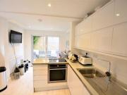 2 Bedrooms Flat for rent in Wordsworth Street, Hove BN3