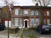 2 Bedrooms Flat for rent in York Road, Ilford IG1