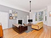 2 Bedrooms Flat for sale in 10/1 Murrayfield Avenue,...