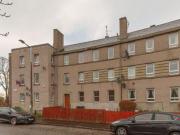 2 Bedrooms Flat for sale in 1/2 Whitson Crescent,...