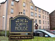 2 Bedrooms Flat for sale in 16D, Binnie Street, Gourock,...