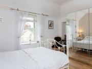 2 Bedrooms Flat for sale in 22, Kirkgate, Liberton,...