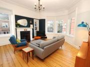 2 Bedrooms Flat for sale in 3/3, 43 Caird Drive,...