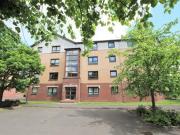 2 Bedrooms Flat for sale in 38 Caledonia Court, Paisley PA3