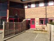 2 Bedrooms Flat for sale in Amy Johnson Way, Clifton...