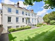 2 Bedrooms Flat for sale in Ashtead Lodge, Parkers Lane,...