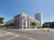 2 Bedrooms Flat for sale in Bayside Apartments, 62...