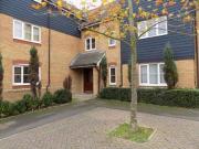 2 Bedrooms Flat for sale in Blackthorn Road, Hersden,...