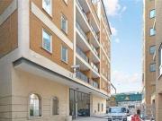 2 Bedrooms Flat for sale in Boulcott Street, Limehouse E1