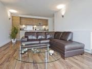 2 Bedrooms Flat for sale in Brindley Road, Manchester M16