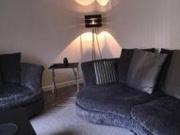 2 Bedrooms Flat for sale in Broomlands St, Paisley PA1