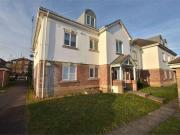 2 Bedrooms Flat for sale in Byewaters, Watford,...