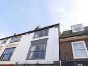 2 Bedrooms Flat for sale in Cliffe High Street, Lewes,...