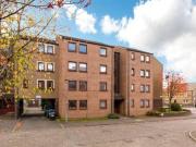 2 Bedrooms Flat for sale in Coxfield, Gorgie, Edinburgh EH11