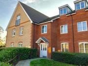 2 Bedrooms Flat for sale in Daneholme Close, Daventry,...