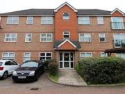2 Bedrooms Flat for sale in Dudley Close, Chafford...