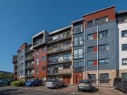2 Bedrooms Flat for sale in East Pilton Farm Crescent,...