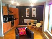 2 Bedrooms Flat for sale in East Street, Leeds LS9
