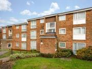 2 Bedrooms Flat for sale in Elstree Road, Hemel...