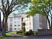 2 Bedrooms Flat for sale in Fairfield Park, Ayr, South...