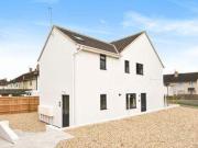 2 Bedrooms Flat for sale in Gainsborough Green, Abingdon...