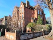 2 Bedrooms Flat for sale in Grassington Road, Eastbourne...